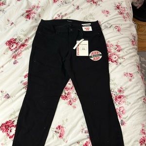 Black skinny jeans